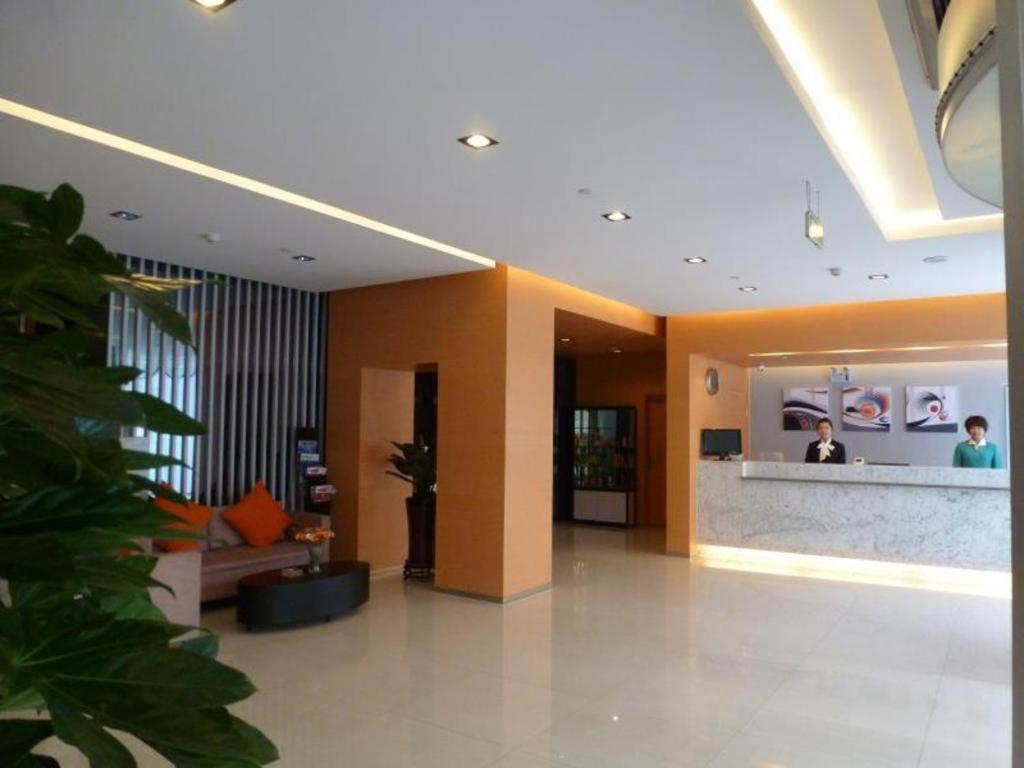 Jinjiang Inn Tonghua Shengli Road Branch מראה חיצוני תמונה
