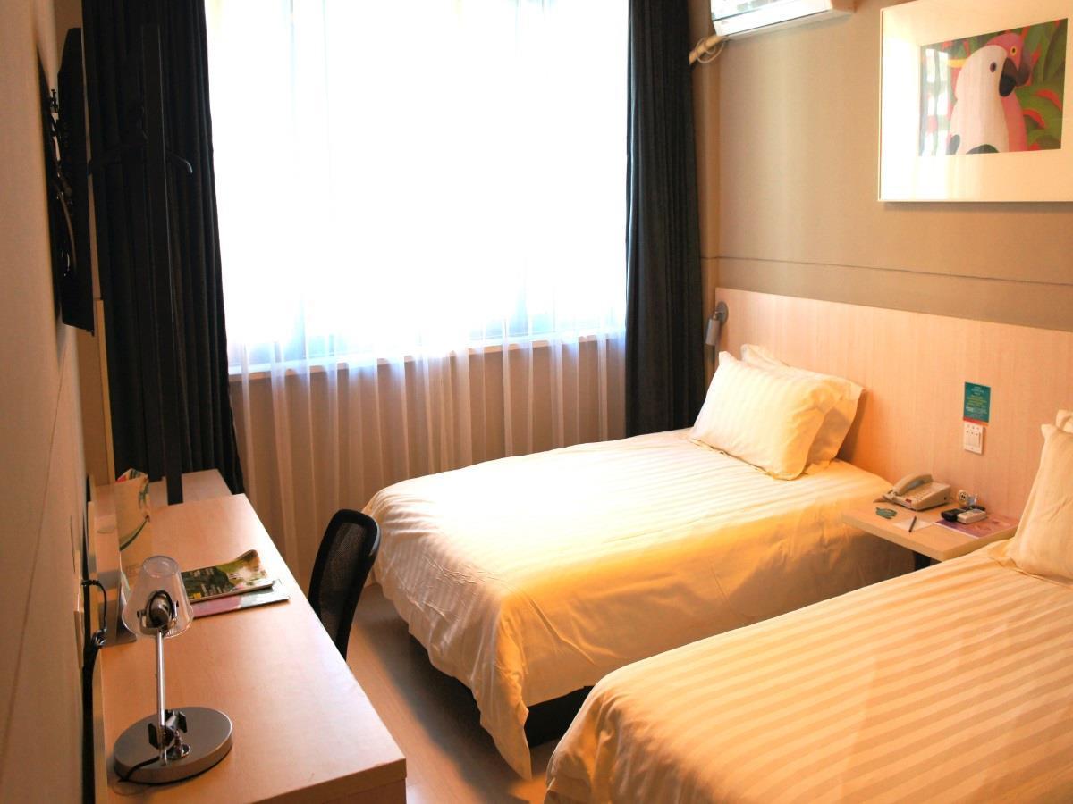 Jinjiang Inn Tonghua Shengli Road Branch מראה חיצוני תמונה